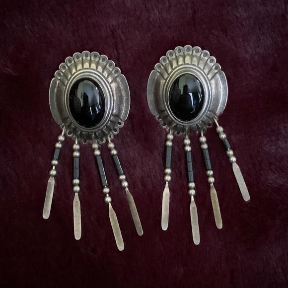 Onyx Concho Sterling Vintage Skyway earrings - Picture 6 of 8